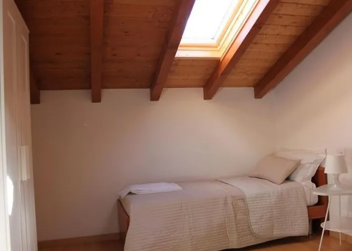 Daire Dachgeschosswohnung Am Fuer 6 Personen By Interhome *